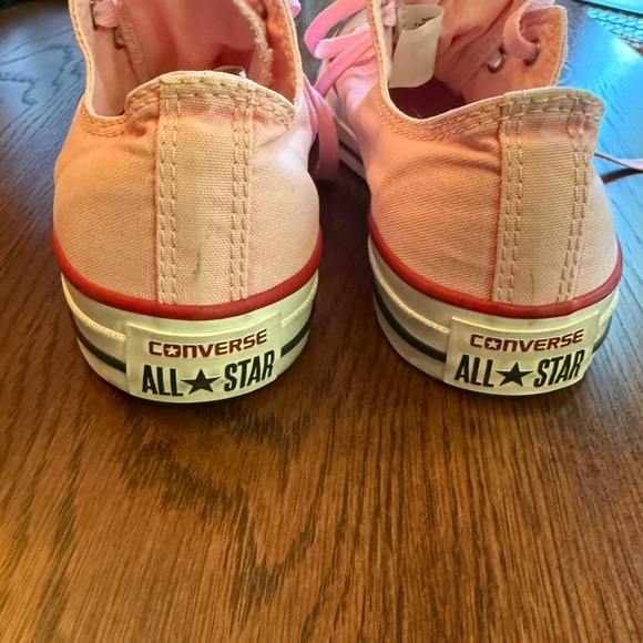 Pink Converse sneakers, size 8 Pre worn but much life is left! Lovely - Picture 7 of 10